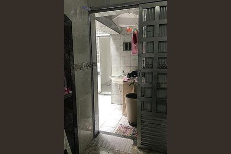 Casa à venda com 121m², 3 quartos e 1 vaga