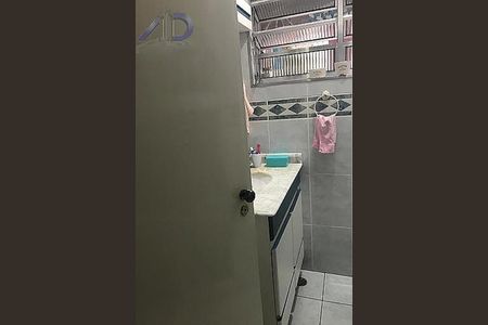 Casa à venda com 121m², 3 quartos e 1 vaga