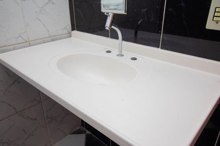 Casa para alugar com 100m², 2 quartos e sem vagaBanheiro