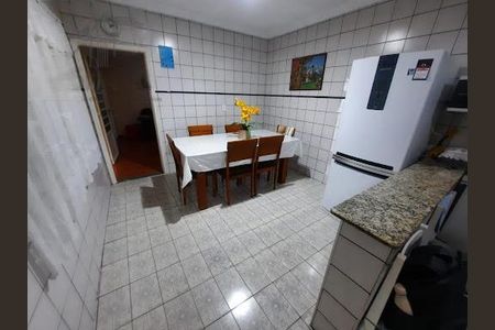 Casa à venda com 300m², 4 quartos e 2 vagas