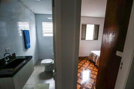 Casa à venda com 3 quartos, 200m² em Vila Brasilina, São Paulo