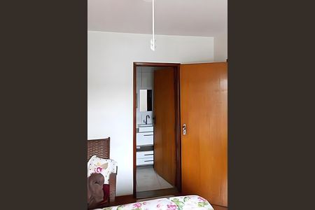 Casa à venda com 95m², 2 quartos e 2 vagas