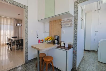 Apartamento à venda com 300m², 4 quartos e 3 vagasCozinha