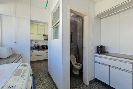 Apartamento à venda com 300m², 4 quartos e 3 vagasÁrea de Serviço