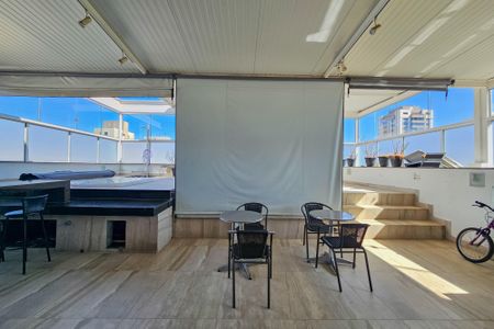 Apartamento à venda com 300m², 4 quartos e 3 vagasCobertura