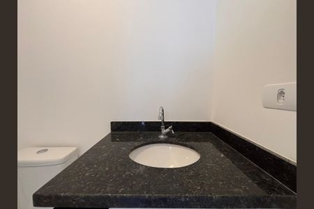 Apartamento para alugar com 43m², 1 quarto e sem vagaBanheiro da Suíte