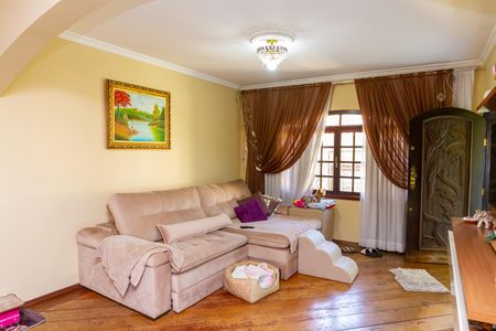 Casa à venda com 267m², 3 quartos e 6 vagasSala