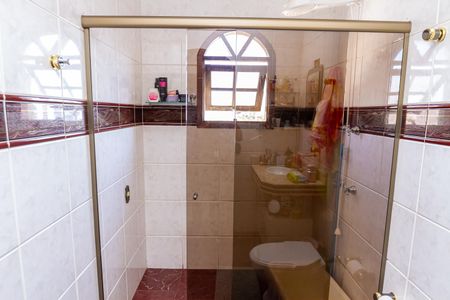 Casa à venda com 267m², 3 quartos e 6 vagasBanheiro da Suíte 