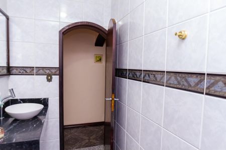 Casa à venda com 267m², 3 quartos e 6 vagasLavabo