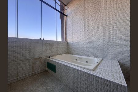 Casa à venda com 350m², 5 quartos e 2 vagas