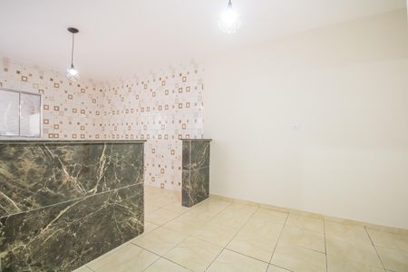 Casa para alugar com 80m², 1 quarto e 1 vaga Casa para alugar com 80m², 1 quarto e 1 vagaSala