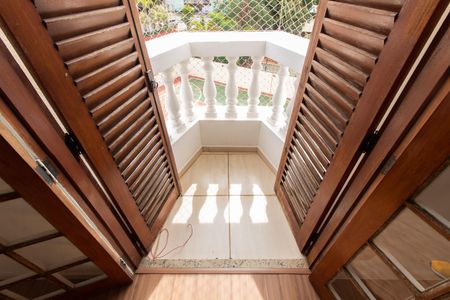 Apartamento para alugar com 200m², 3 quartos e 2 vagas Apartamento para alugar com 200m², 3 quartos e 2 vagasVaranda do Quarto 2