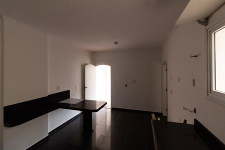 Apartamento para alugar com 200m², 3 quartos e 2 vagas Apartamento para alugar com 200m², 3 quartos e 2 vagasCozinha