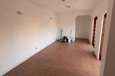 Apartamento para alugar com 200m², 3 quartos e 2 vagas Apartamento para alugar com 200m², 3 quartos e 2 vagasSala