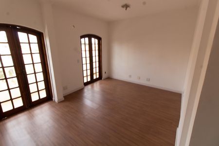 Apartamento para alugar com 200m², 3 quartos e 2 vagas Apartamento para alugar com 200m², 3 quartos e 2 vagasSala de TV