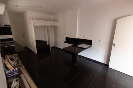 Apartamento para alugar com 200m², 3 quartos e 2 vagas Apartamento para alugar com 200m², 3 quartos e 2 vagasCozinha