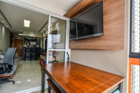 Apartamento à venda com 70m², 2 quartos e 2 vagas Apartamento à venda com 70m², 2 quartos e 2 vagasVaranda da Sala