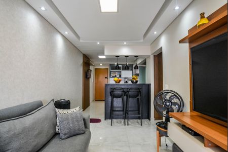Sala de apartamento à venda com 2 quartos, 70m² em Vila Curuçá, Santo André