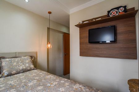 Apartamento à venda com 70m², 2 quartos e 2 vagas Apartamento à venda com 70m², 2 quartos e 2 vagasSuíte