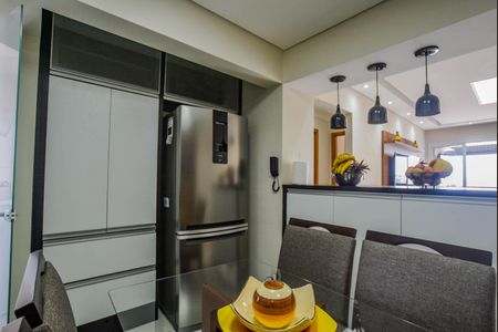 Apartamento à venda com 70m², 2 quartos e 2 vagas Apartamento à venda com 70m², 2 quartos e 2 vagasCozinha e Área de Serviço
