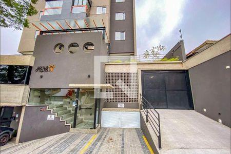 Apartamento à venda com 70m², 2 quartos e 2 vagas Apartamento à venda com 70m², 2 quartos e 2 vagasFachada