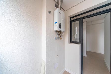 Apartamento à venda com 79m², 2 quartos e 2 vagas Apartamento à venda com 79m², 2 quartos e 2 vagasVaranda de Serviço