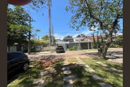 Casa à venda com 378m², 5 quartos e 4 vagas