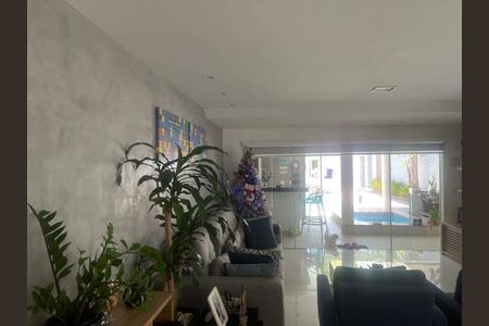 Casa à venda com 378m², 5 quartos e 4 vagas