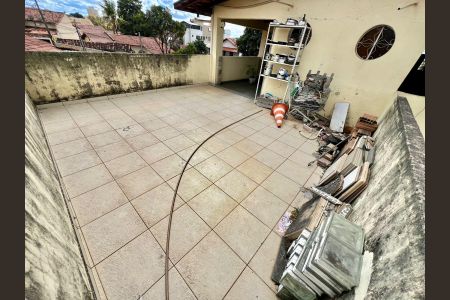 Casa à venda com 370m², 8 quartos e 10 vagasÁrea Externa Superior