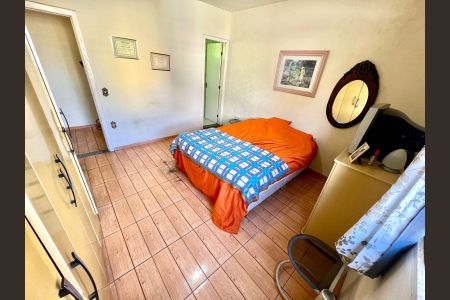 Casa à venda com 370m², 8 quartos e 10 vagasSuíte 3