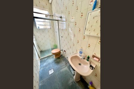 Casa à venda com 370m², 8 quartos e 10 vagasBanheiro 1