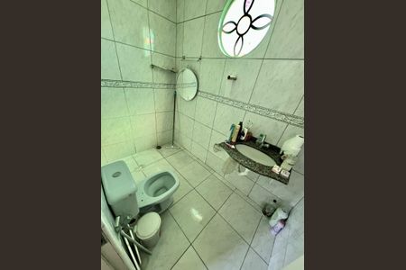 Casa à venda com 370m², 8 quartos e 10 vagasBanheiro da Suíte 3