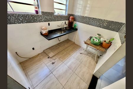Casa à venda com 370m², 8 quartos e 10 vagasCozinha