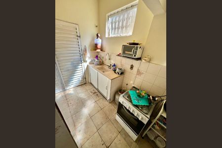 Casa à venda com 370m², 8 quartos e 10 vagasCozinha