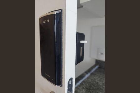 Apartamento para alugar com 30m², 2 quartos e sem vaga Apartamento para alugar com 30m², 2 quartos e sem vagaFechadura Eletrônica