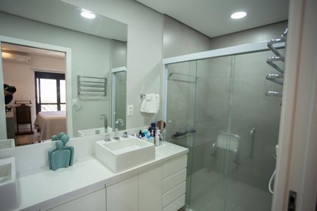 Apartamento para alugar com 55m², 1 quarto e 1 vaga Apartamento para alugar com 55m², 1 quarto e 1 vagaBanheiro da Suíte