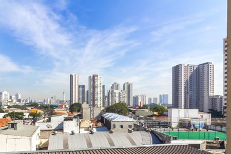 Vista Sala de apartamento à venda com 2 quartos, 70m² em Barra Funda, São Paulo