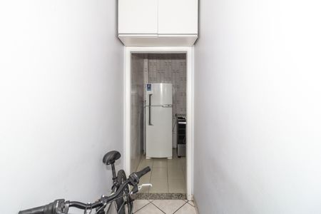 Apartamento à venda com 70m², 2 quartos e sem vagaCorredor