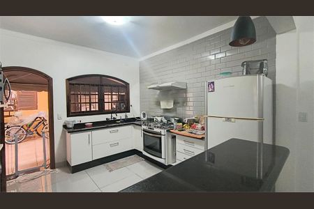 Casa à venda com 186m², 3 quartos e 2 vagas