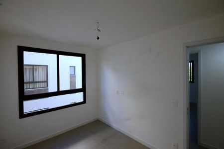 Apartamento à venda com 90m², 3 quartos e 1 vagaSuíte