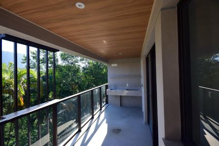 Apartamento à venda com 90m², 3 quartos e 1 vagaVaranda