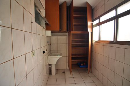 Apartamento à venda com 60m², 2 quartos e 1 vagaÁrea de Serviço