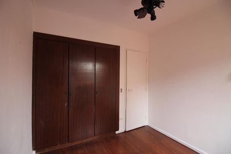 Apartamento à venda com 60m², 2 quartos e 1 vagaQuarto 2