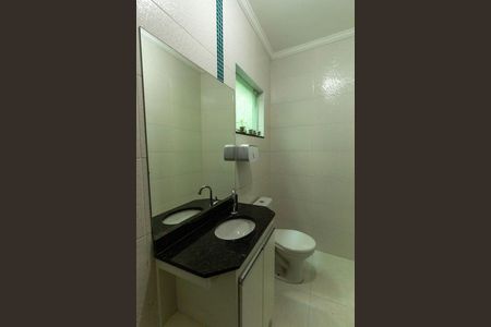 Casa para alugar com 225m², 3 quartos e 3 vagas Casa para alugar com 225m², 3 quartos e 3 vagasLavabo 1