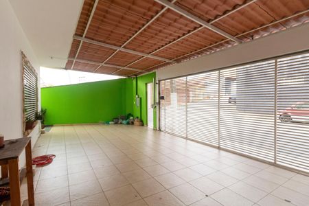 Casa para alugar com 225m², 3 quartos e 3 vagas Casa para alugar com 225m², 3 quartos e 3 vagasGaragem