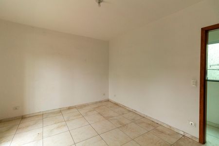 Casa para alugar com 225m², 3 quartos e 3 vagas Casa para alugar com 225m², 3 quartos e 3 vagasSuíte
