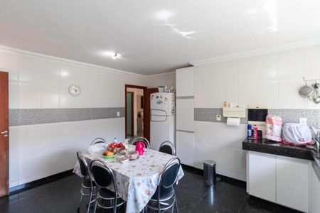 Casa à venda com 95m², 3 quartos e 1 vaga Casa à venda com 95m², 3 quartos e 1 vagaCozinha