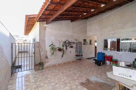 Casa à venda com 95m², 3 quartos e 1 vaga Casa à venda com 95m², 3 quartos e 1 vagaQuintal