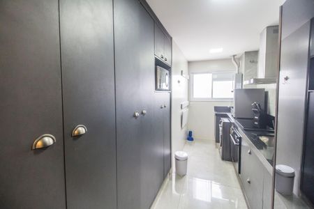 Apartamento para alugar com 75m², 2 quartos e 2 vagasCozinha