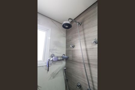 Apartamento para alugar com 75m², 2 quartos e 2 vagasBanheiro da Suíte